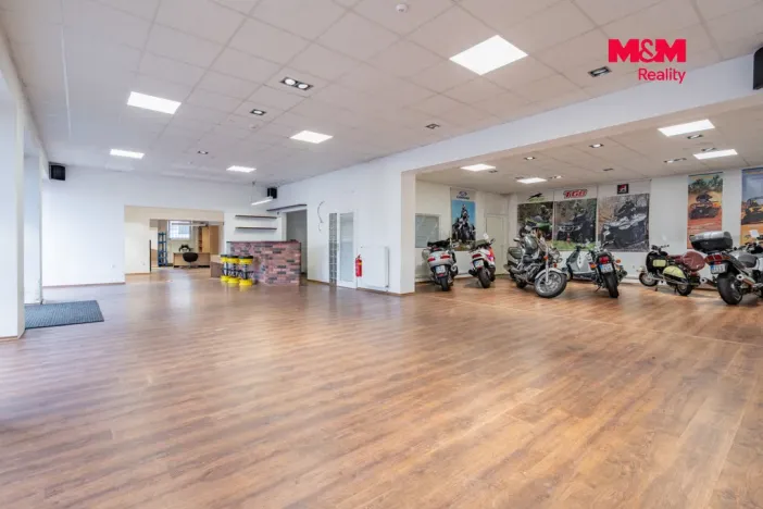 Pronájem obchodního prostoru, Rudolfov, Třeboňská, 500 m2