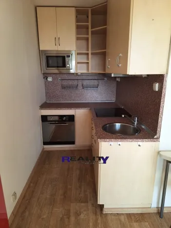 Pronájem bytu 2+kk, Žatec, Dr. Václava Kůrky, 40 m2