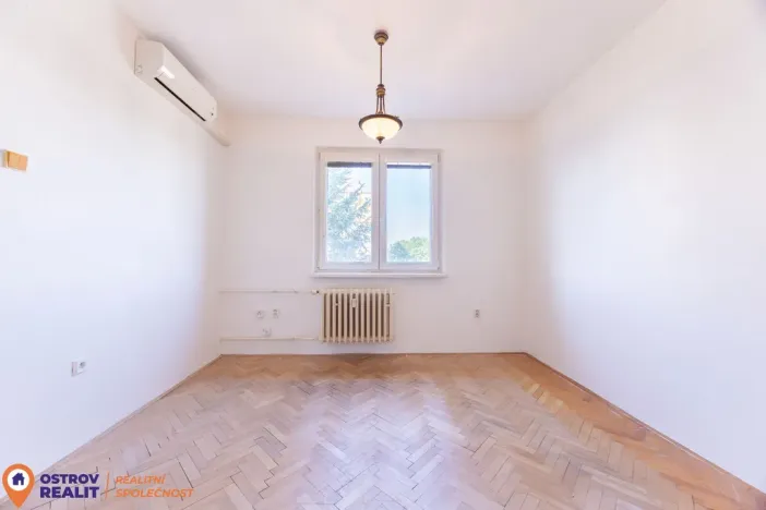 Prodej bytu 3+1, Olomouc, tř. Kosmonautů, 61 m2