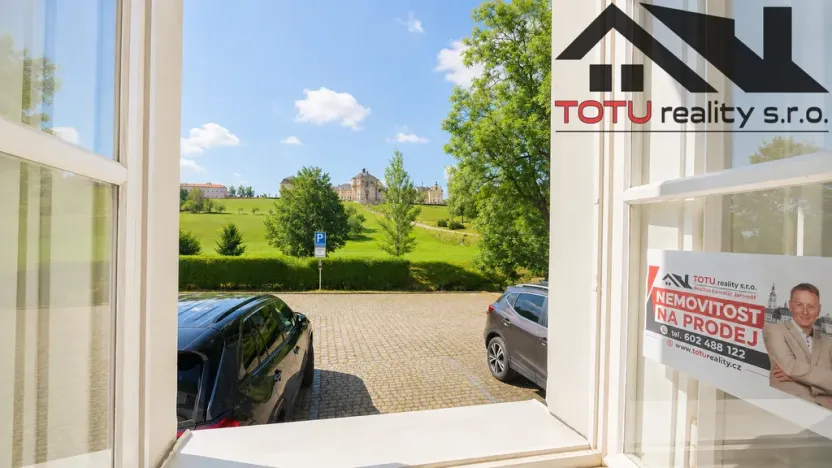 Prodej bytu 3+1, Kuks, 91 m2