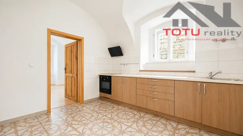 Prodej bytu 3+1, Kuks, 91 m2