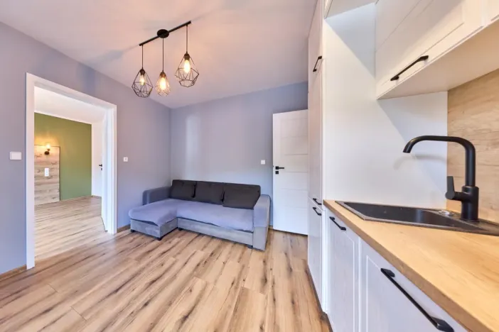 Prodej bytu 2+kk, Svoboda nad Úpou, 5. května, 33 m2