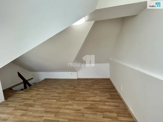 Pronájem bytu 3+kk, Praha - Hrdlořezy, Českobrodská, 75 m2