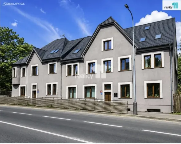 Pronájem bytu 3+kk, Praha - Hrdlořezy, Českobrodská, 75 m2