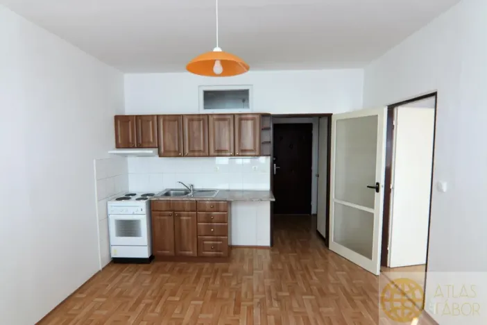 Pronájem bytu 1+1, Tábor, Jaselská, 36 m2