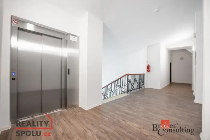 Pronájem bytu 1+kk, Ostrava - Přívoz, Palackého, 26 m2