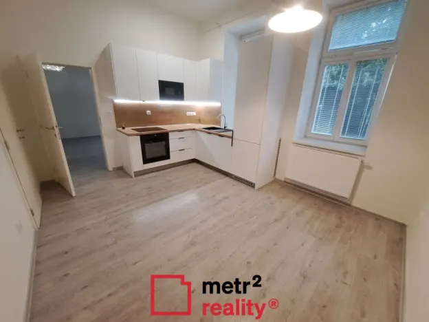 Pronájem bytu 1+1, Olomouc, Dobrovského, 50 m2