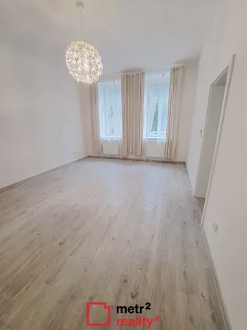 Pronájem bytu 1+1, Olomouc, Dobrovského, 50 m2