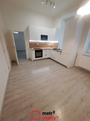 Pronájem bytu 1+1, Olomouc, Dobrovského, 50 m2