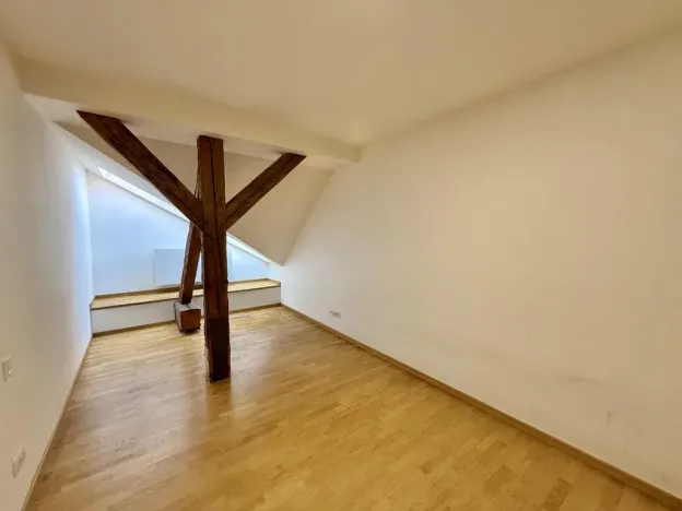 Pronájem bytu 2+kk, Praha - Karlín, Sokolovská, 84 m2