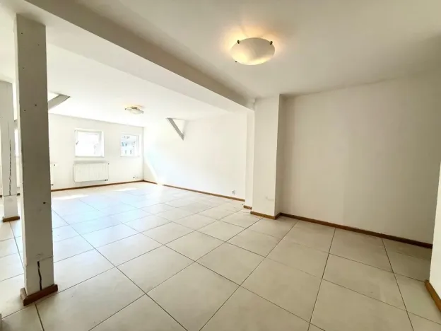 Pronájem bytu 3+kk, Praha - Holešovice, Komunardů, 86 m2