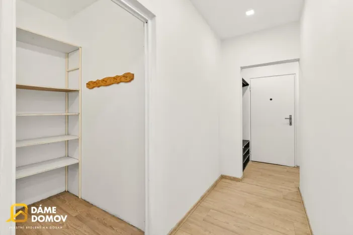 Pronájem bytu 2+1, Uherský Ostroh - Ostrožské Předměstí, Sídliště, 54 m2