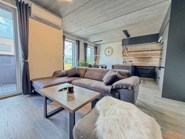 Prodej bytu 2+kk, Kladno, Vrchlického, 77 m2
