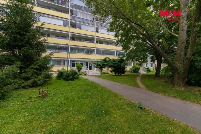 Pronájem bytu 3+kk, Praha - Prosek, Jablonecká, 66 m2