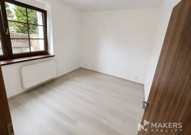 Pronájem bytu 2+kk, Praha - Strašnice, Doubravčická, 44 m2