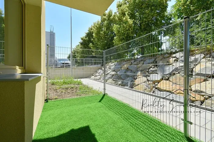 Pronájem bytu 1+kk, Olomouc, Frištenského, 32 m2