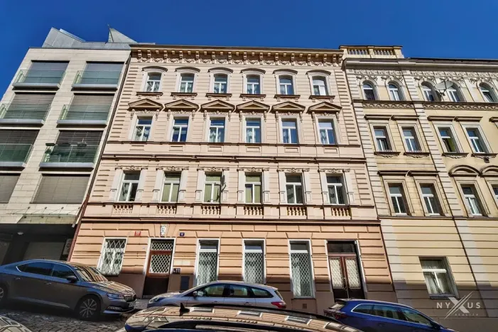 Pronájem bytu 1+kk, Praha - Smíchov, Mozartova, 35 m2
