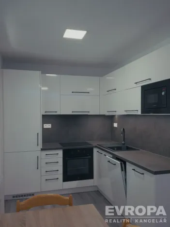 Pronájem bytu 2+kk, Opava - Předměstí, Olomoucká, 56 m2
