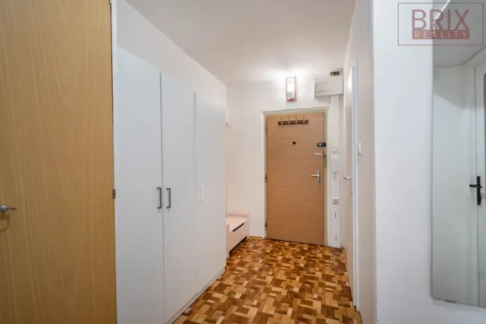 Prodej bytu 2+kk, Praha, Mohylová, 43 m2
