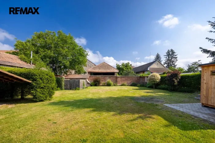 Prodej rodinného domu, Sezemice - Kladina, 202 m2