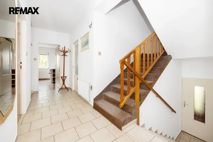 Prodej rodinného domu, Sezemice - Kladina, 202 m2