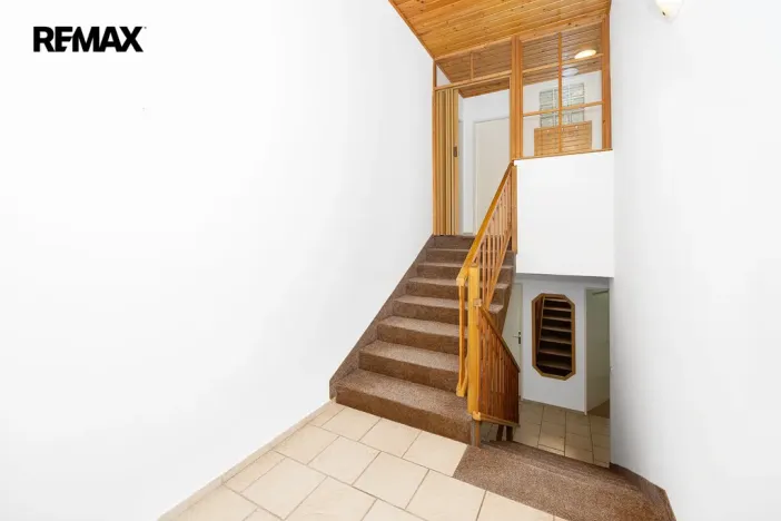 Prodej rodinného domu, Sezemice - Kladina, 202 m2