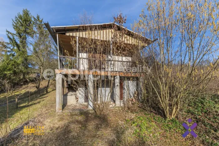 Prodej zahrady, Hluk, 364 m2