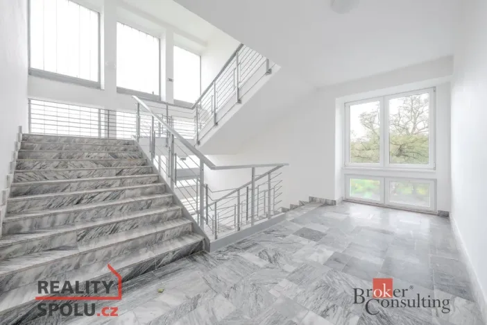 Pronájem bytu 2+kk, Mlékojedy, 57 m2