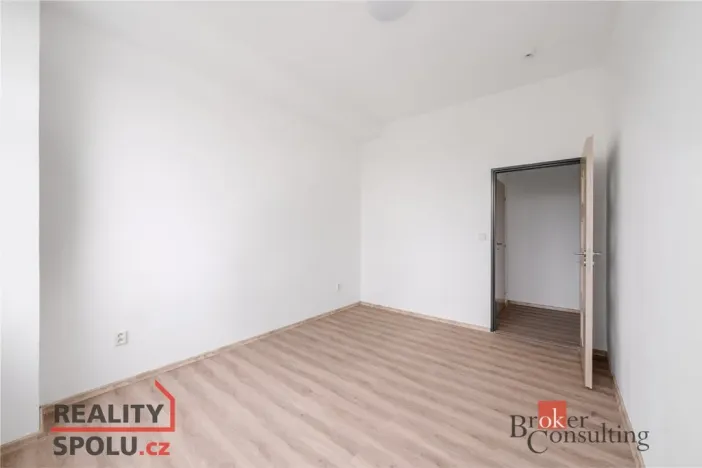 Pronájem bytu 2+kk, Mlékojedy, 57 m2