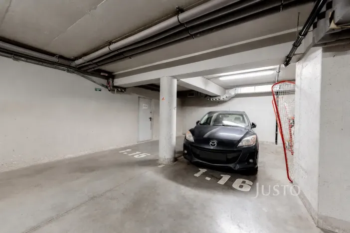 Prodej garážového stání, Praha - Stodůlky, Švejcarovo náměstí, 16 m2