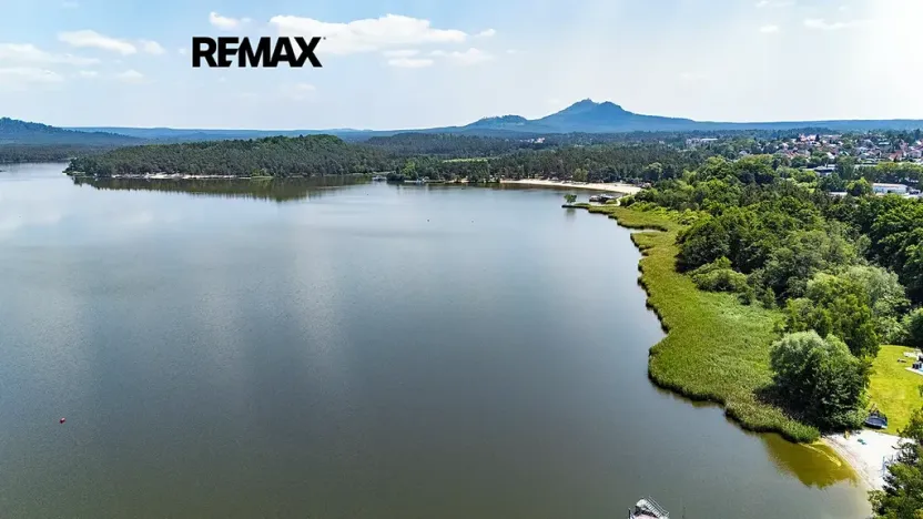 Prodej komerčního pozemku, Doksy, 3913 m2