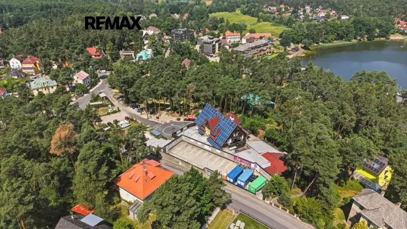 Prodej komerčního pozemku, Doksy, 3913 m2