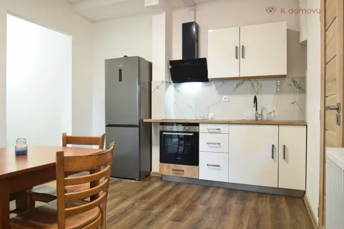 Pronájem bytu 2+1, Olomouc - Holice, Keplerova, 56 m2
