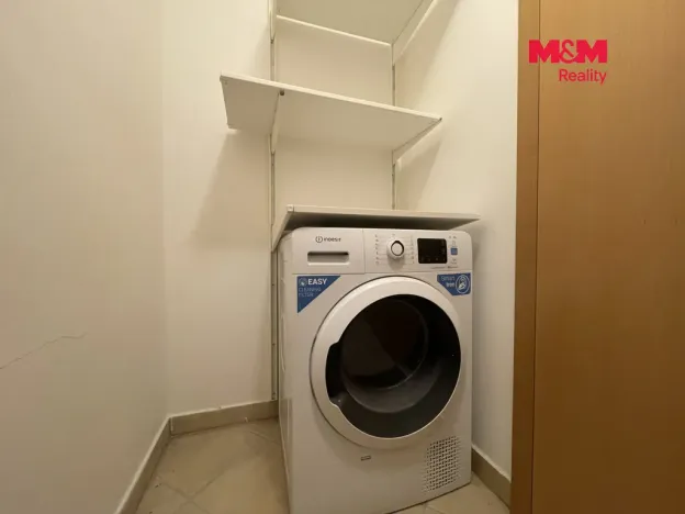 Pronájem bytu 3+kk, Praha - Střížkov, Jitravská, 83 m2