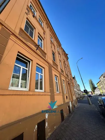 Prodej bytu 2+kk, Trmice, Fügnerova, 60 m2