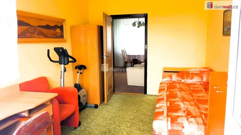 Prodej bytu 3+1, Rousínov, V Sídlišti, 74 m2
