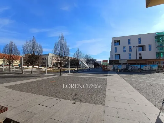 Pronájem bytu 2+kk, Veselí nad Moravou, náměstí Míru, 37 m2