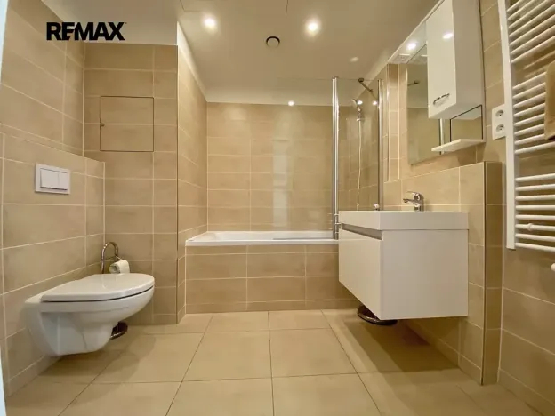 Pronájem bytu 2+kk, Praha - Hodkovičky, Šífařská, 57 m2