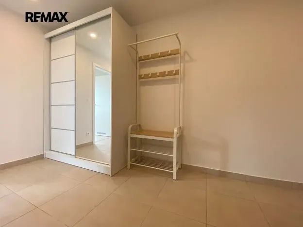 Pronájem bytu 2+kk, Praha - Hodkovičky, Šífařská, 57 m2