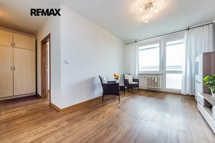 Pronájem bytu 2+kk, Kladno, Na růžovém poli, 41 m2