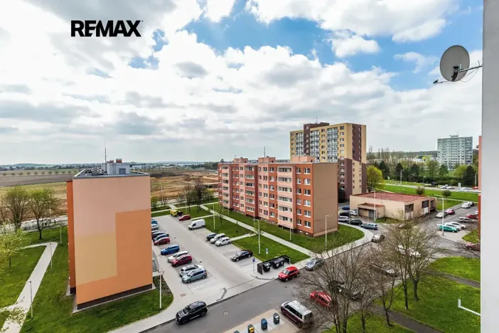 Pronájem bytu 2+kk, Kladno, Na růžovém poli, 41 m2