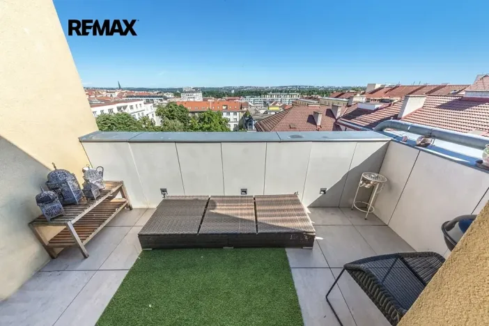 Prodej bytu 2+kk, Praha - Žižkov, Lucemburská, 80 m2