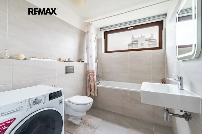 Prodej bytu 1+kk, Praha - Hrdlořezy, Učňovská, 45 m2