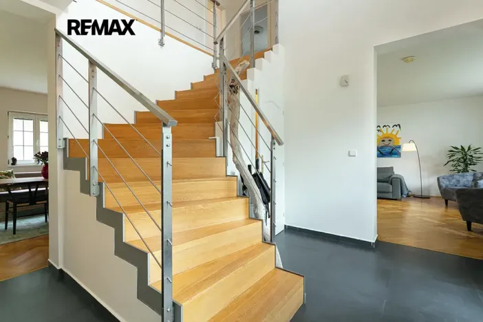 Pronájem rodinného domu, Praha - Nebušice, Na Malé Šárce, 302 m2