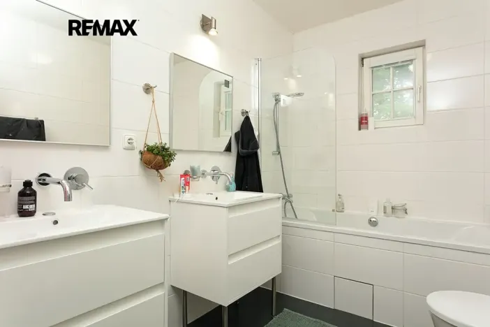 Pronájem rodinného domu, Praha - Nebušice, Na Malé Šárce, 302 m2