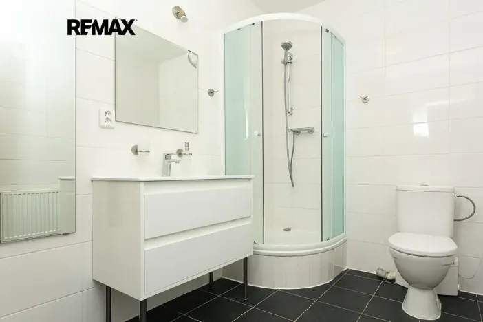 Pronájem rodinného domu, Praha - Nebušice, Na Malé Šárce, 302 m2
