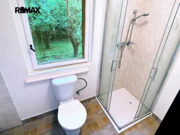 Pronájem chaty, Praha - Újezd nad Lesy, Holšická, 50 m2