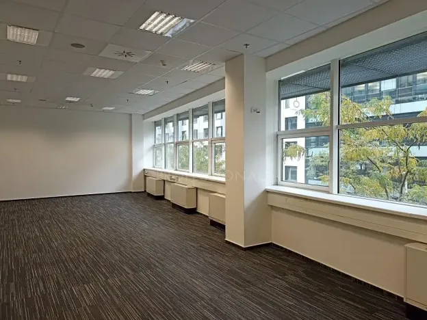 Pronájem kanceláře, Praha - Smíchov, Radlická, 364 m2