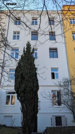 Prodej - jiné, Praha - Žižkov, Seifertova, 30 m2