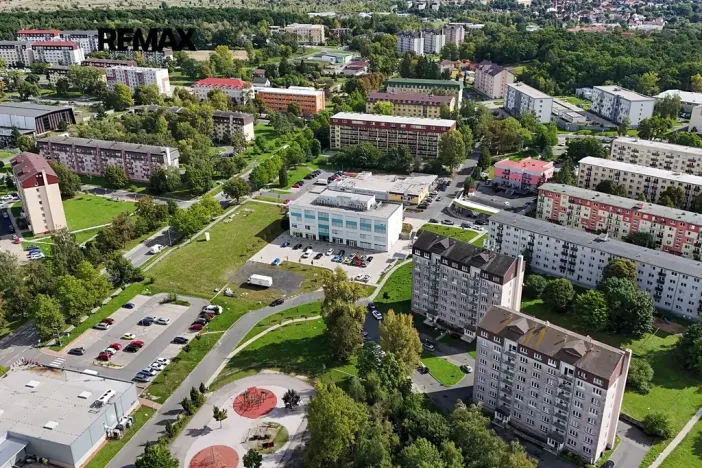 Pronájem ordinace, Milovice, Spojovací, 41 m2